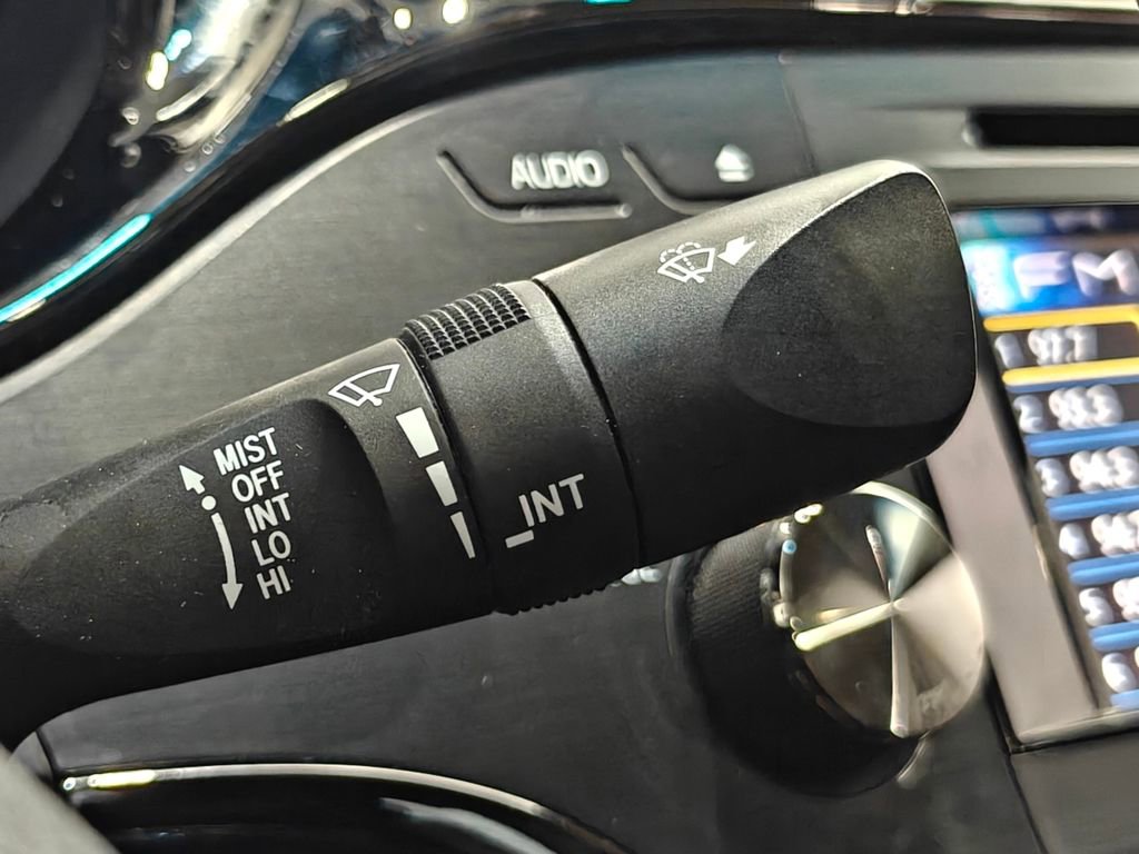 Used 2013 Toyota Avalon XLE Touring image 38