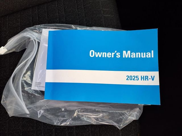 Used 2025 Honda HR-V Sport image 80