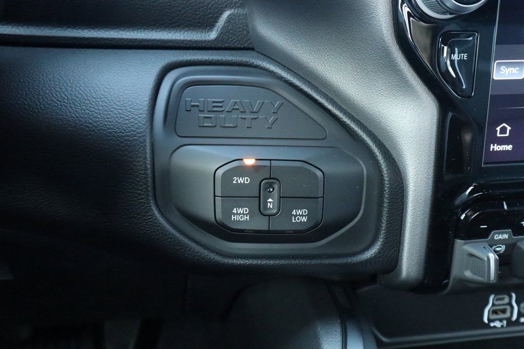 New 2026 RAM 2500 Laramie w/ Night Edition AWD/4WD image 9