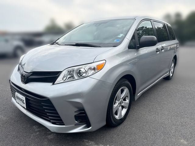 Used 2020 Toyota Sienna L FWD image 4