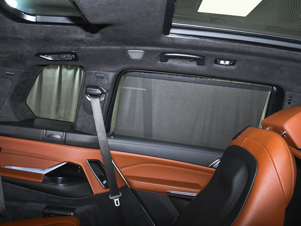 Used 2024 BMW ALPINA XB7 image 87