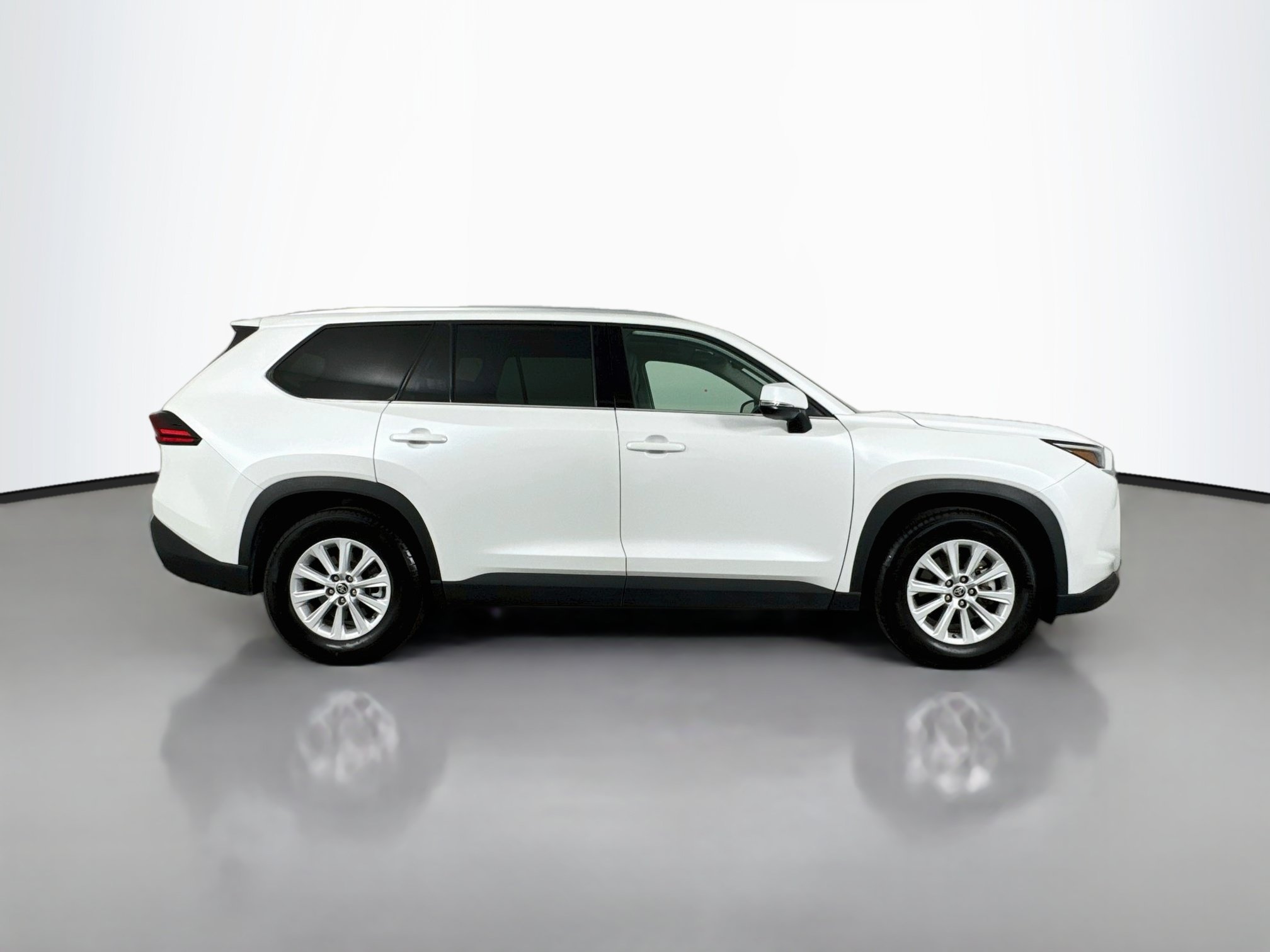 Certified 2025 Toyota Grand Highlander AWD image 8