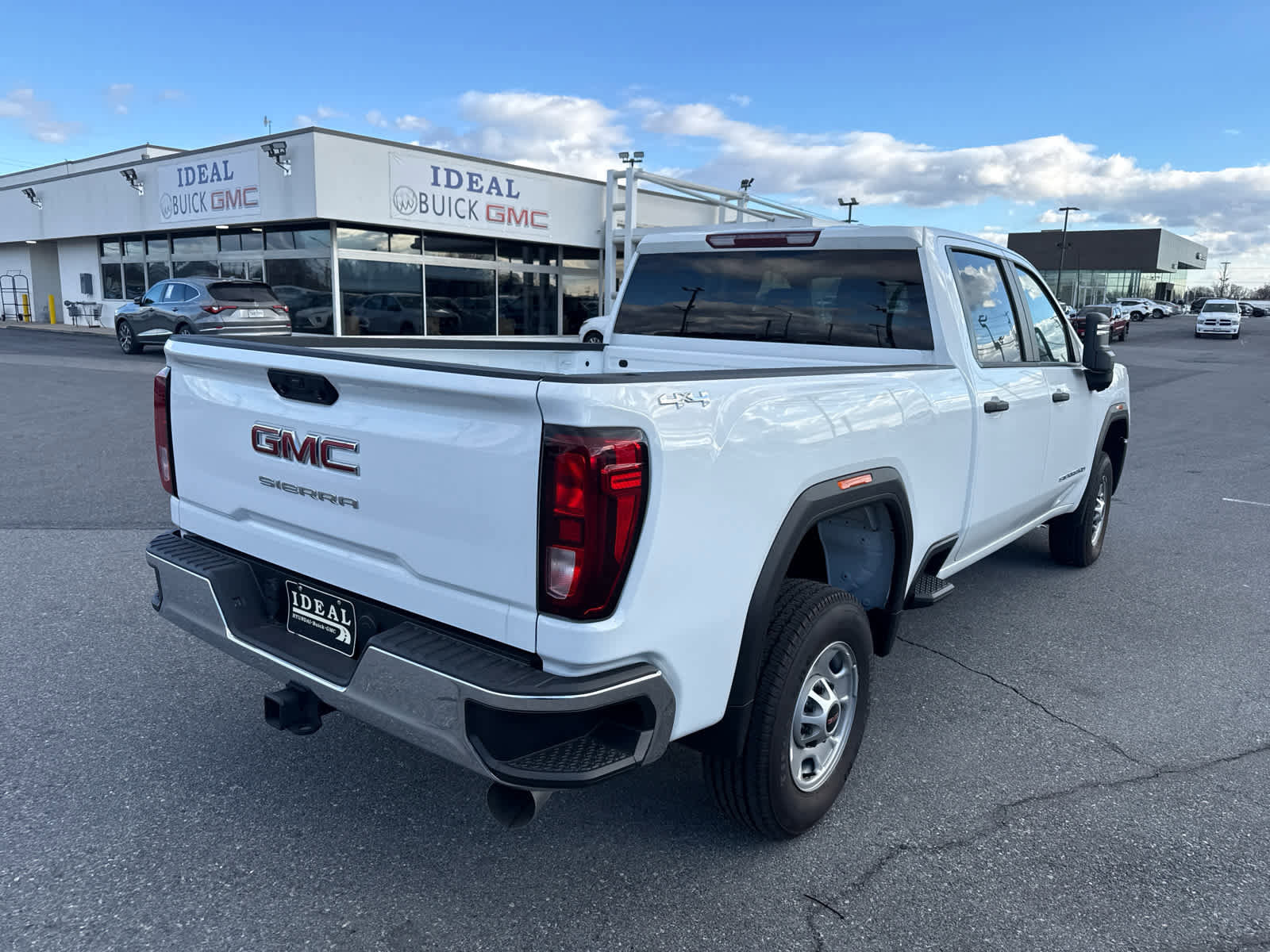 New 2024 GMC Sierra 2500 Pro w/ Convenience Package image 10