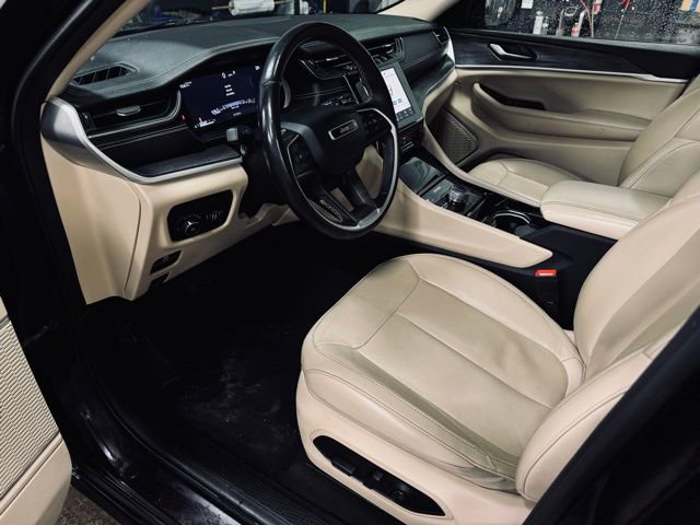 Used 2022 Jeep Grand Cherokee L Limited image 18