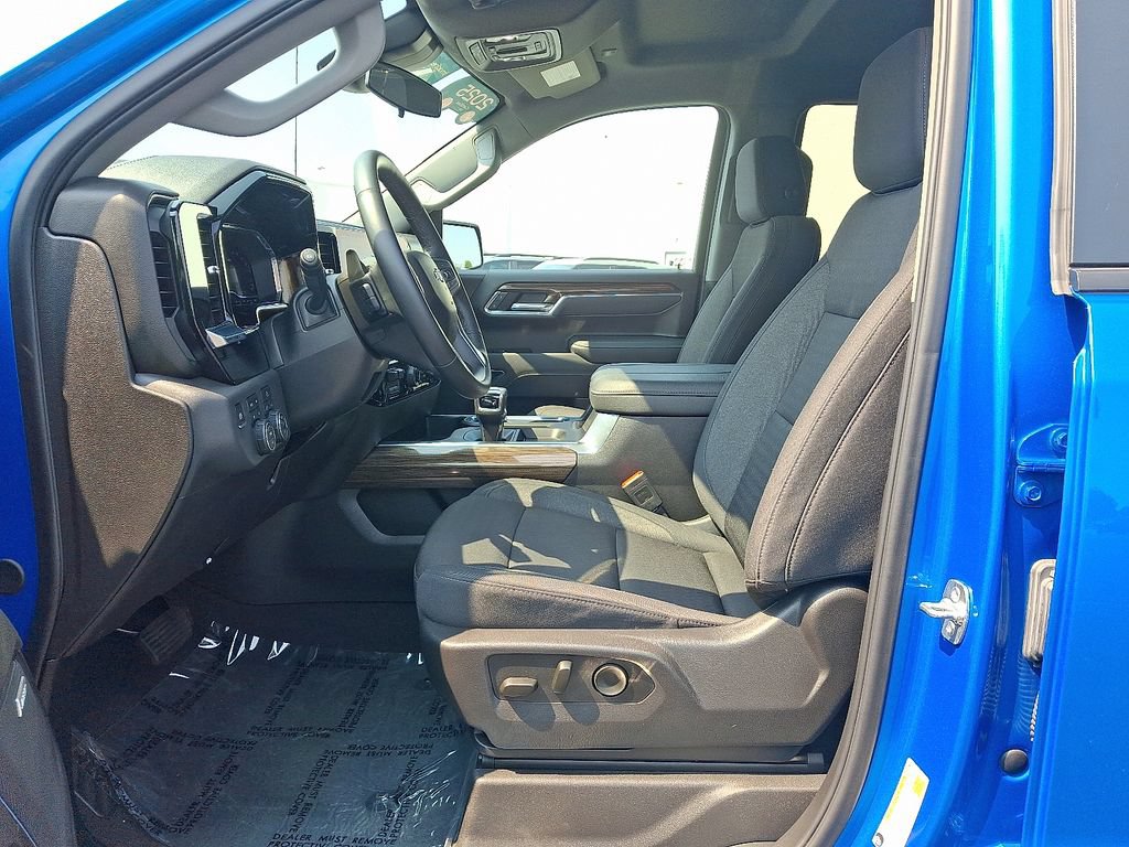 Certified 2025 Chevrolet Silverado 1500 LT Trail Boss w/ Convenience Package II AWD/4WD image 14