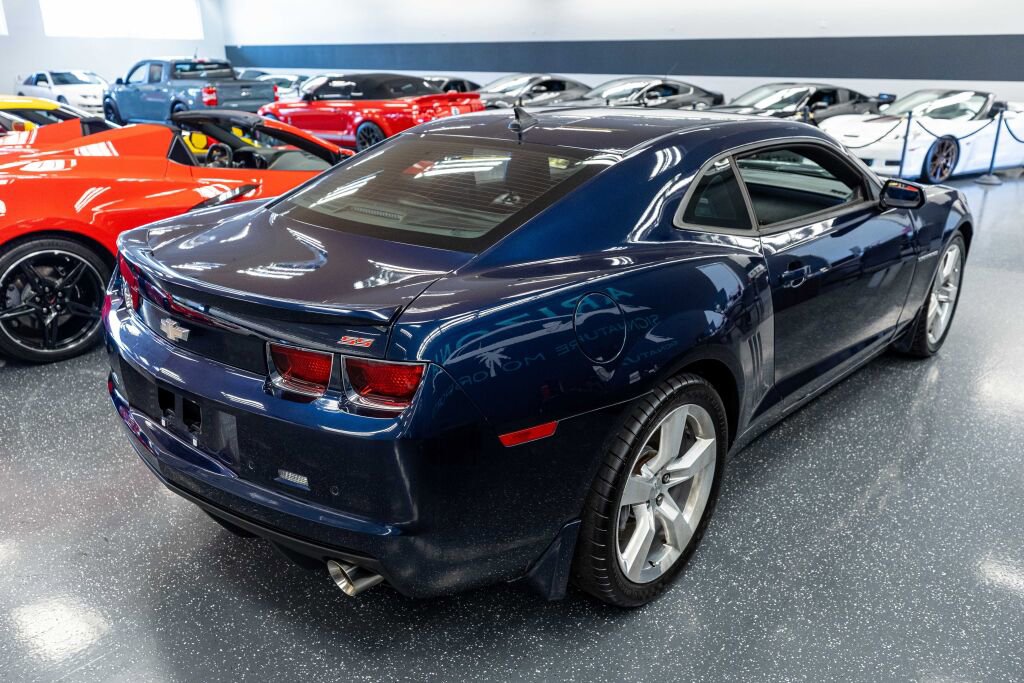 Used 2011 Chevrolet Camaro SS w/ RS Package image 5
