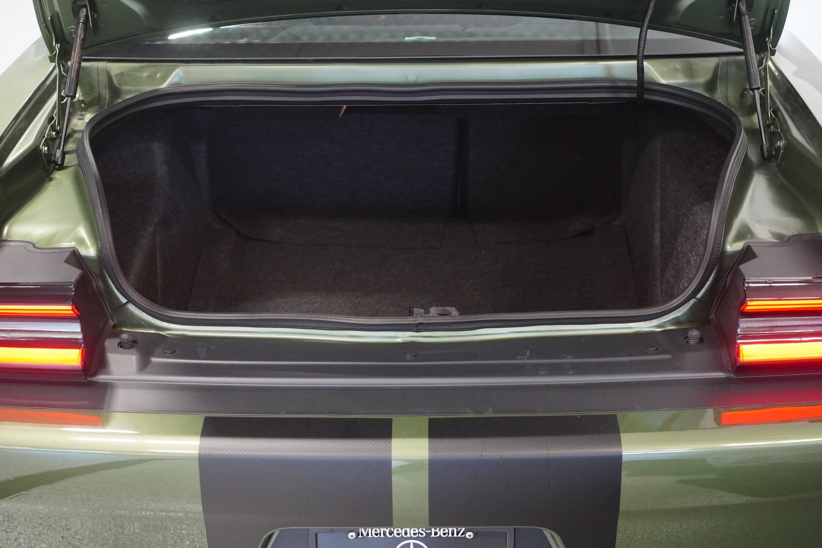 Used 2023 Dodge Challenger SRT Super Stock RWD image 32