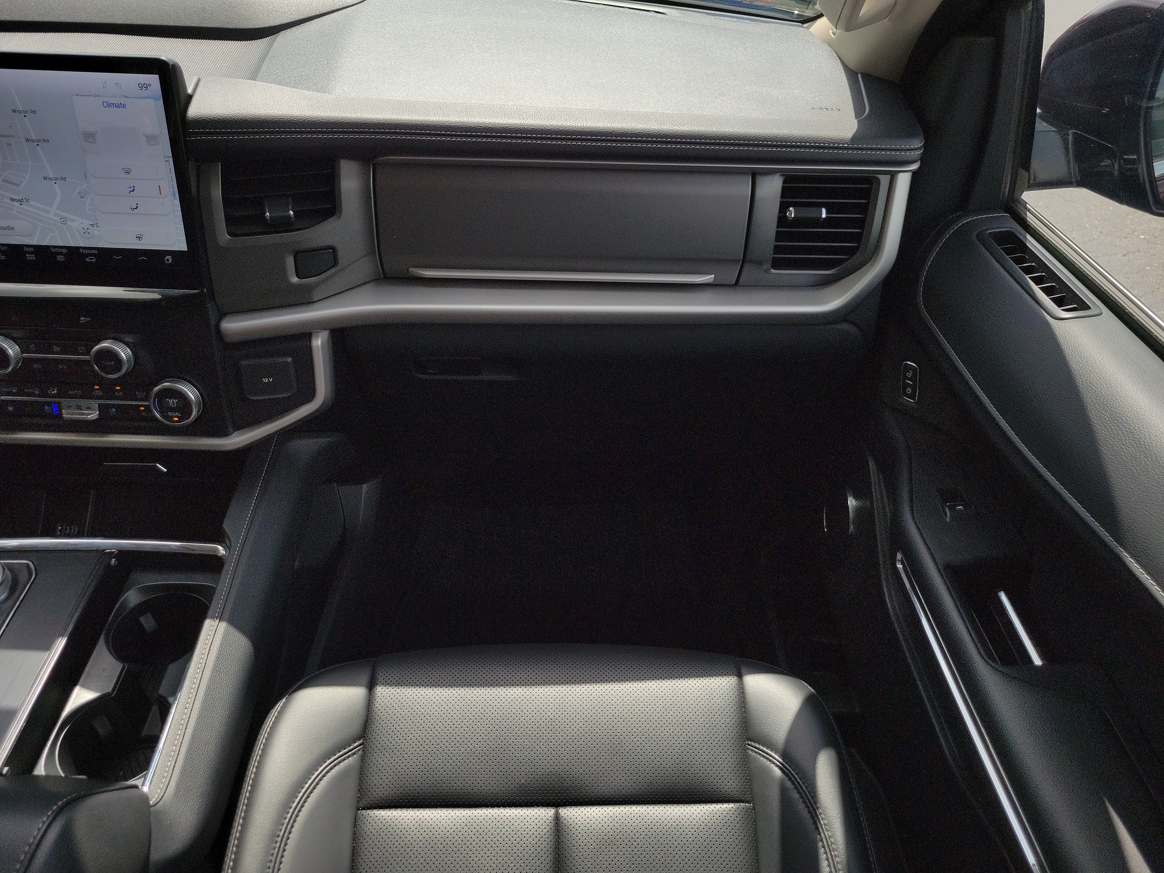 Used 2023 Ford Expedition XLT RWD image 19