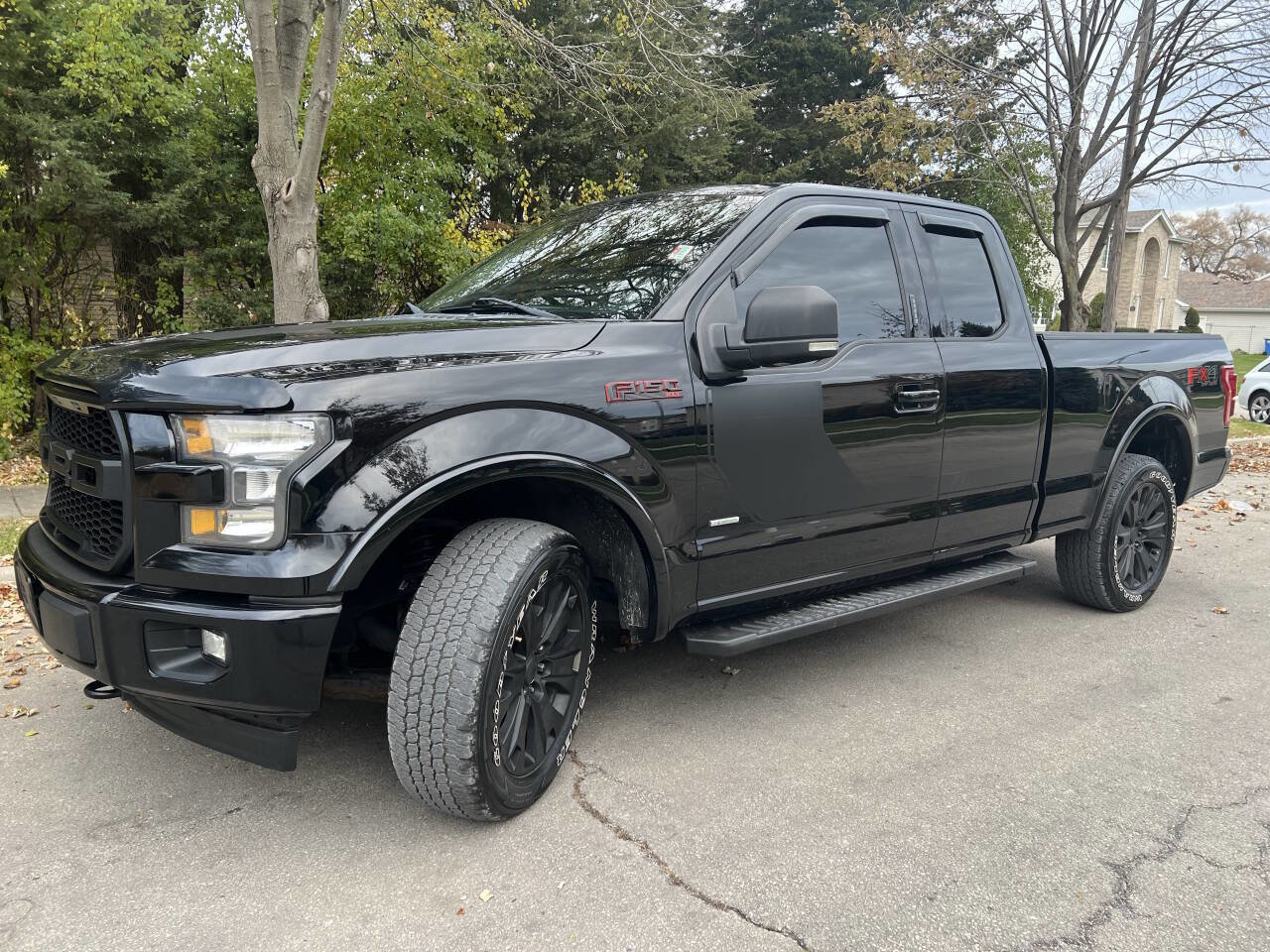 Used 2017 Ford F150 XLT w/ Equipment Group 302A Luxury AWD/4WD image 15
