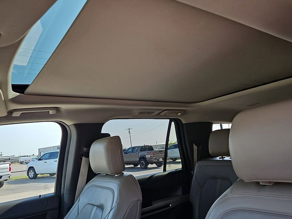 Used 2019 Ford Expedition Max Limited w/ Equipment Group 302A AWD/4WD image 22