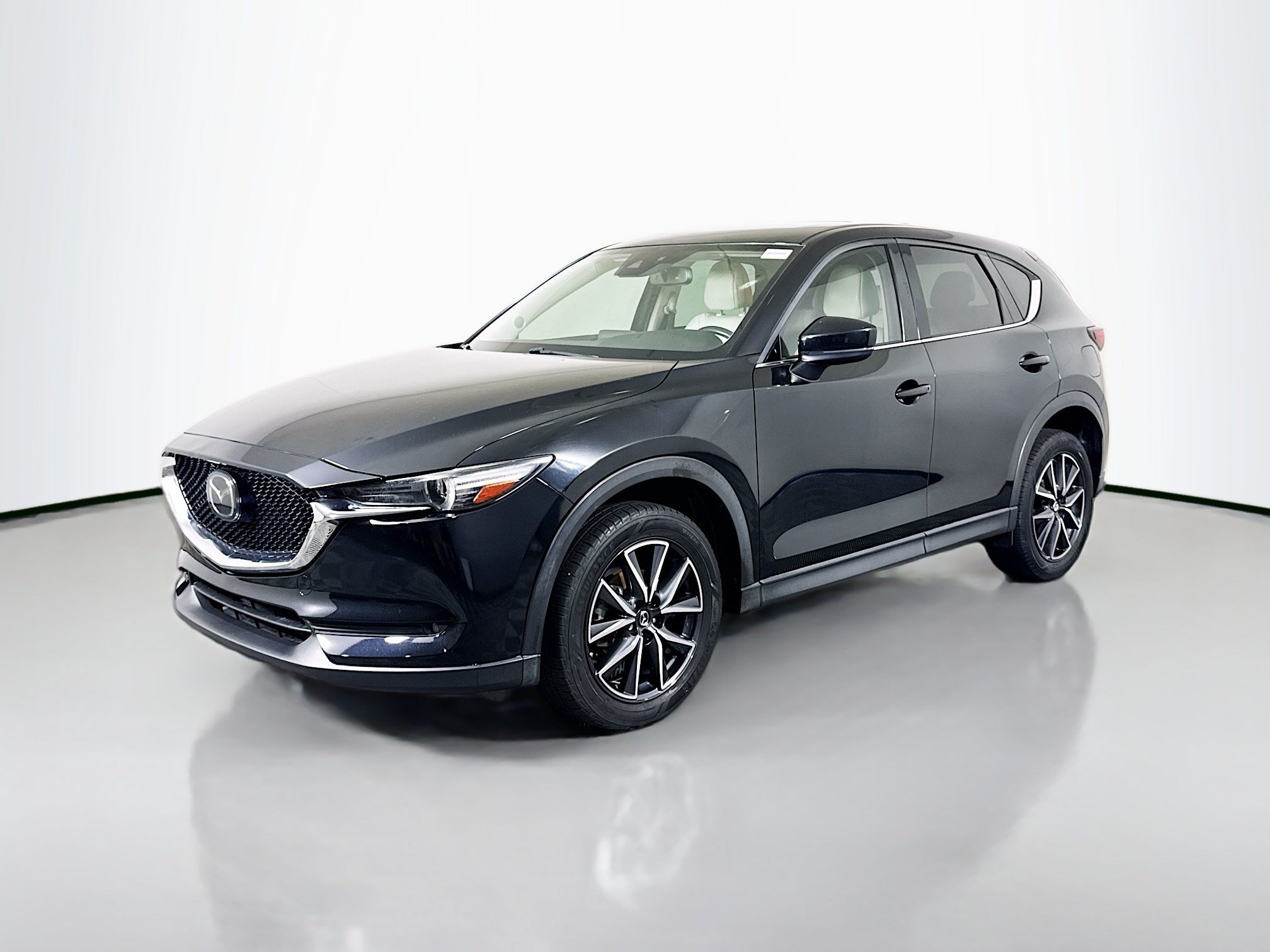 Used 2017 MAZDA CX-5 Grand Touring FWD image 4