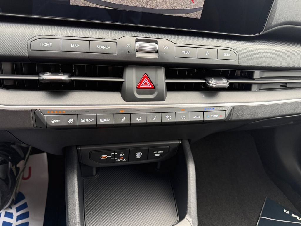 New 2026 Kia K4 FWD image 19