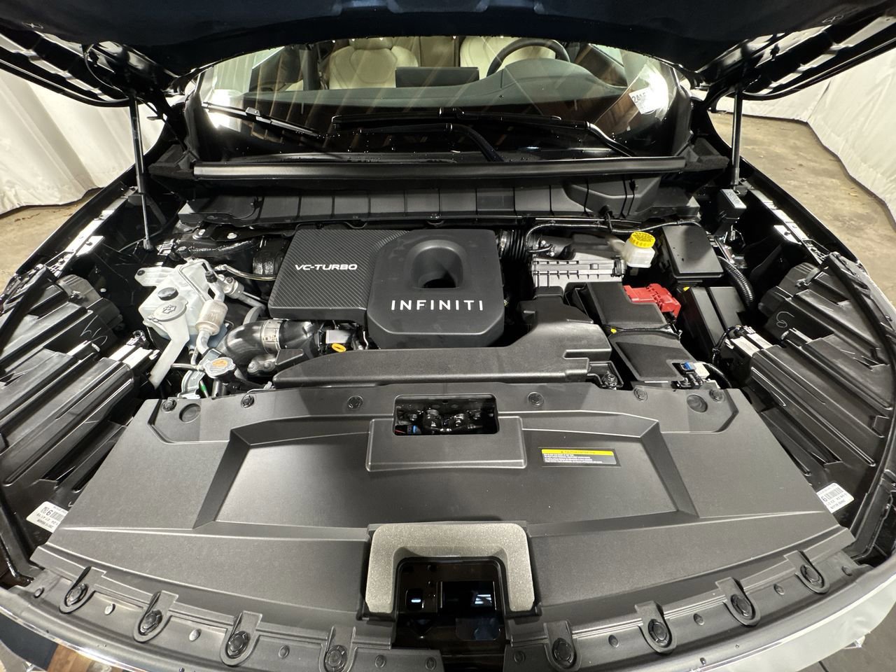 Certified 2025 INFINITI QX60 Pure image 32