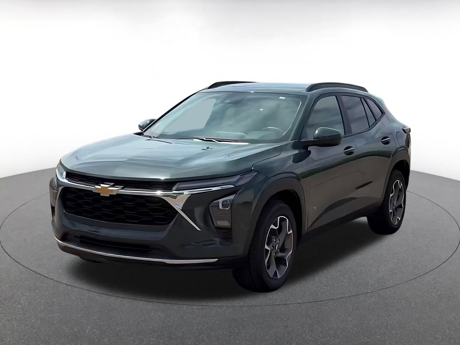 Used 2025 Chevrolet Trax LT image 7