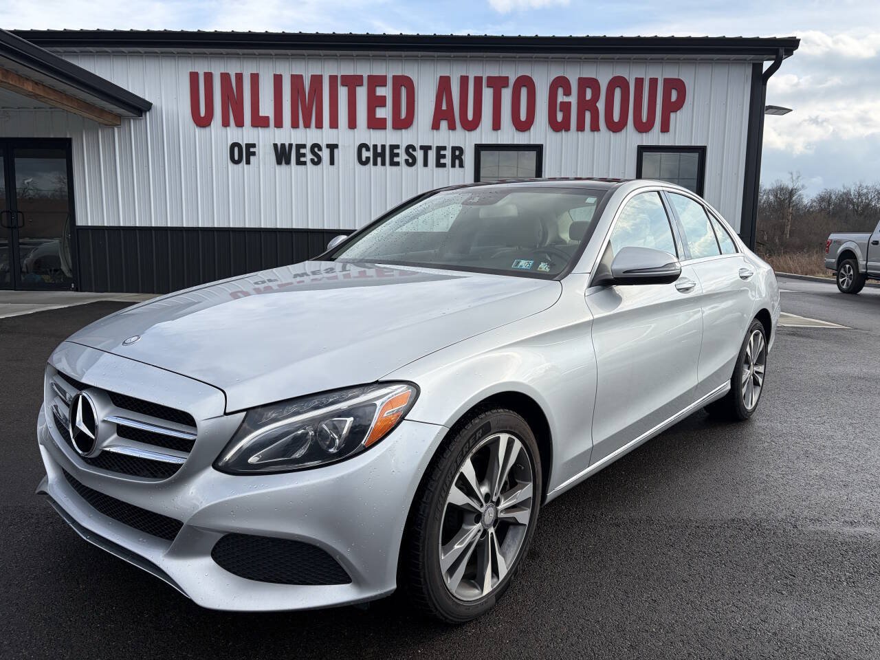 Used 2016 Mercedes-Benz C 300 4MATIC Sedan image 1