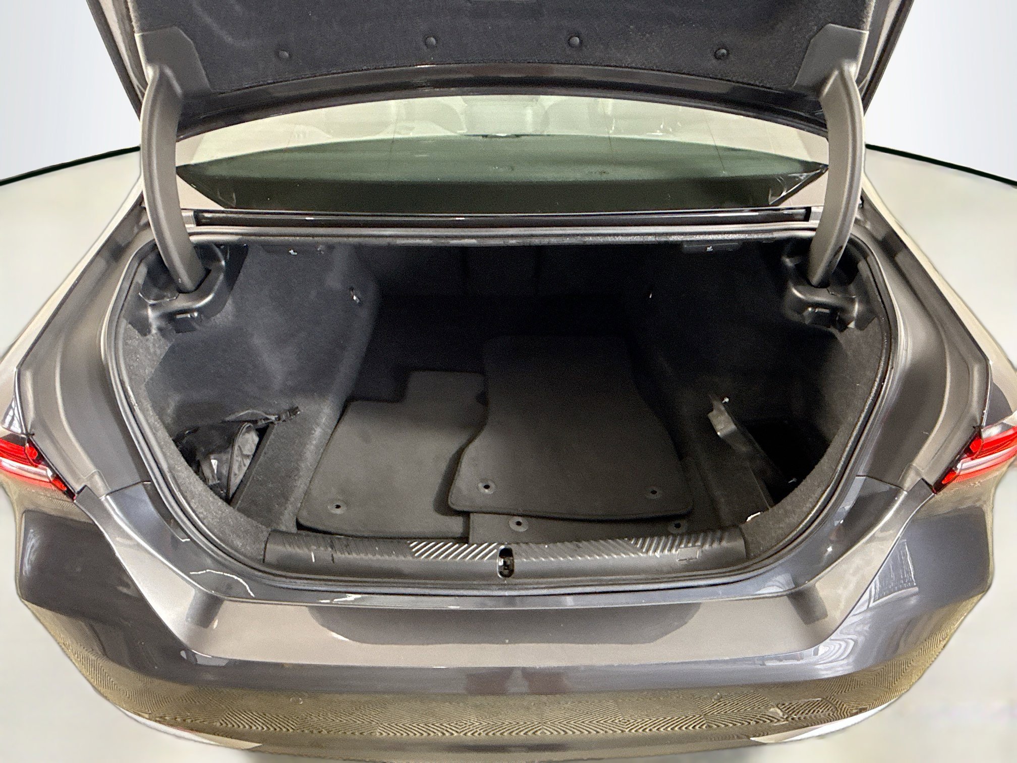 Used 2026 BMW 530i image 35