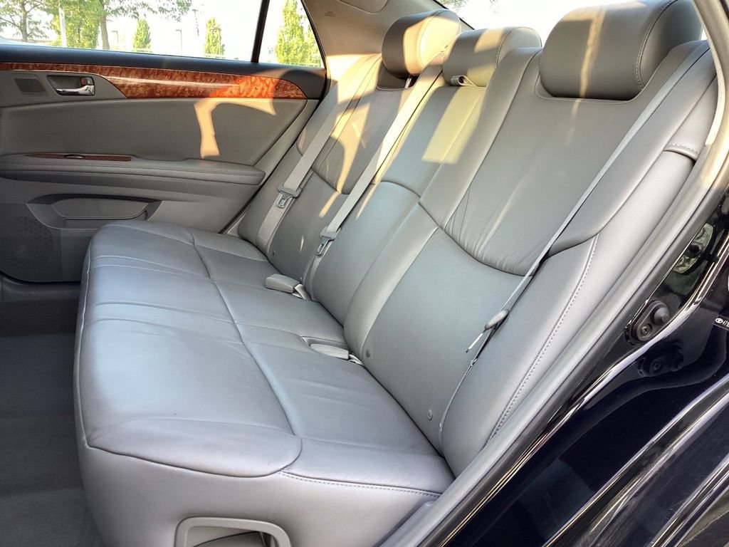 Used 2005 Toyota Avalon FWD image 12