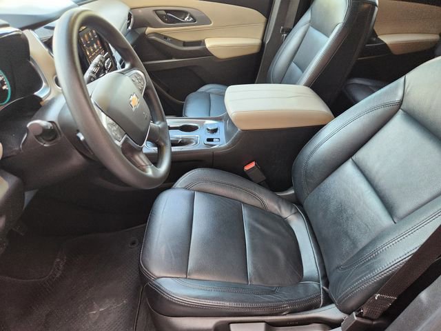 Used 2022 Chevrolet Traverse LS image 11