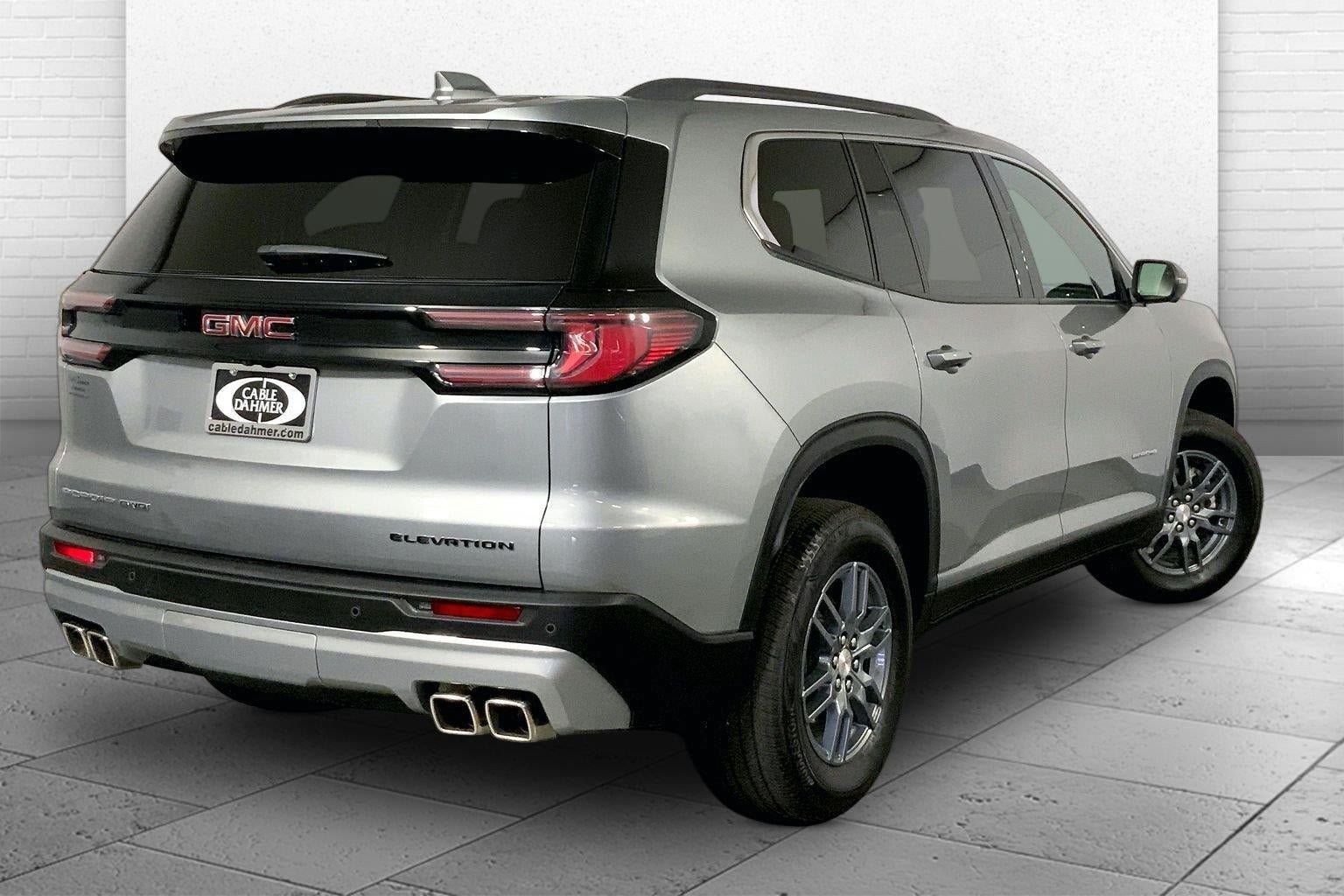 Used 2025 GMC Acadia Elevation AWD/4WD image 13