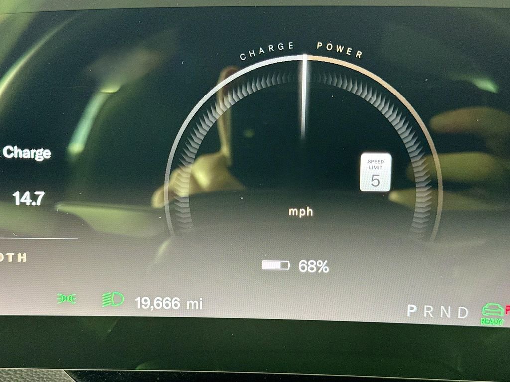 Used 2024 Lucid Air Pure image 17