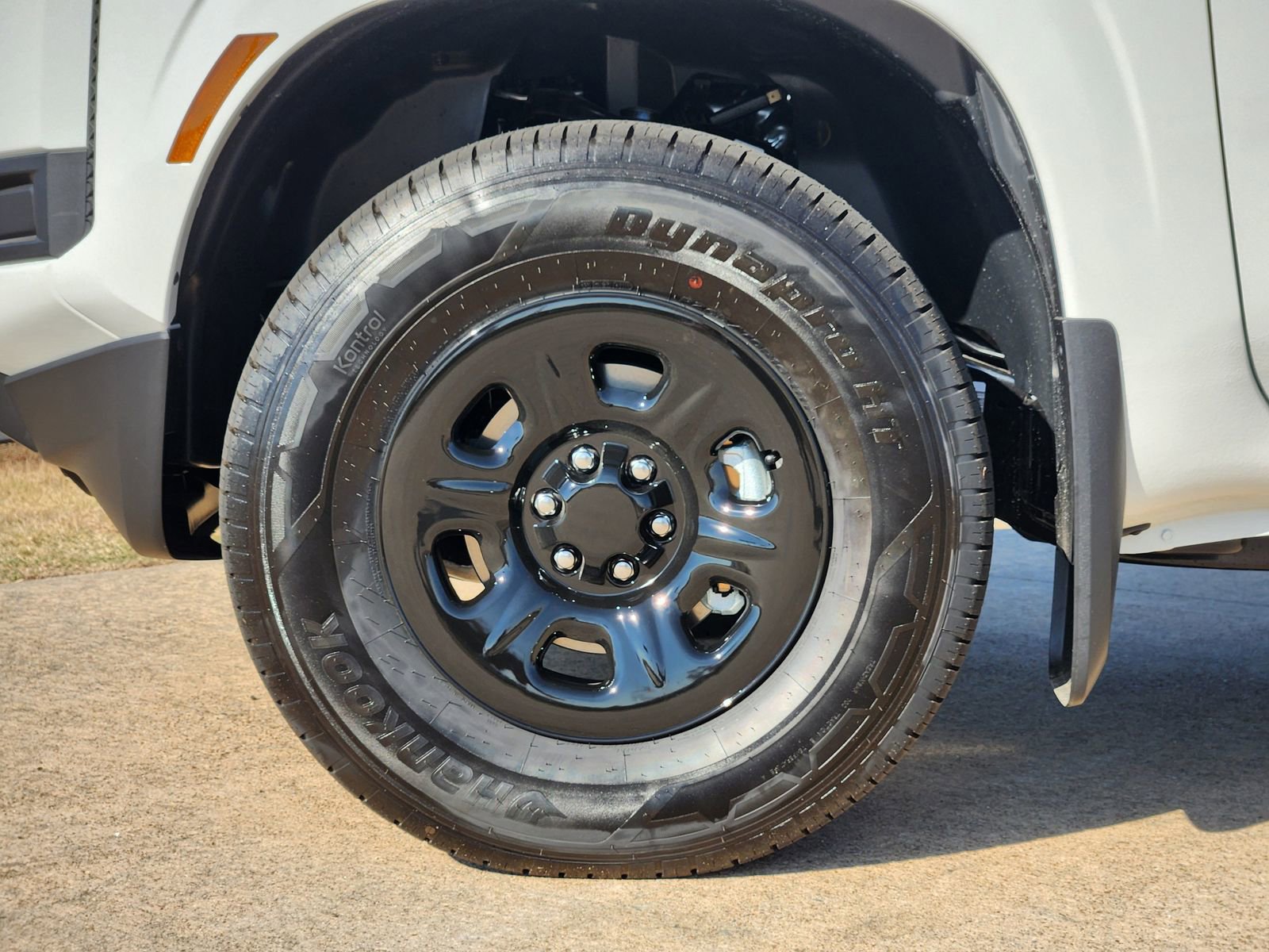 New 2026 Nissan Frontier S w/ Tow Package image 11