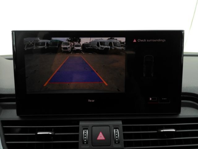 Used 2024 Audi Q5 2.0T Premium image 10