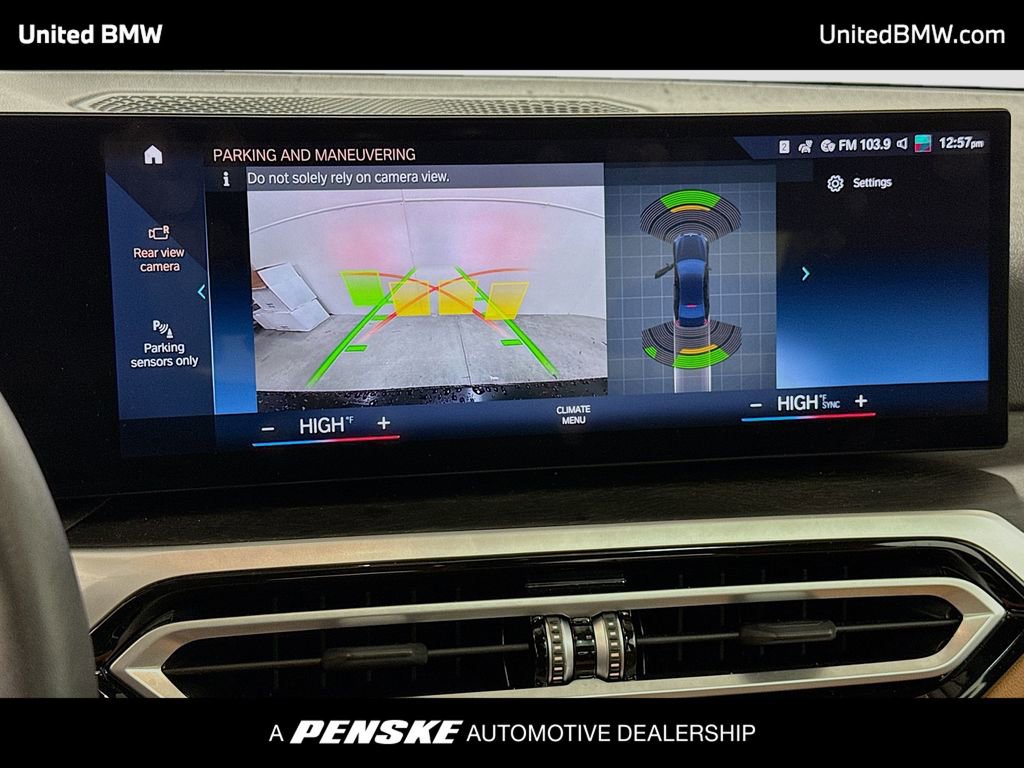 Used 2023 BMW 330i Sedan w/ Premium Package image 9