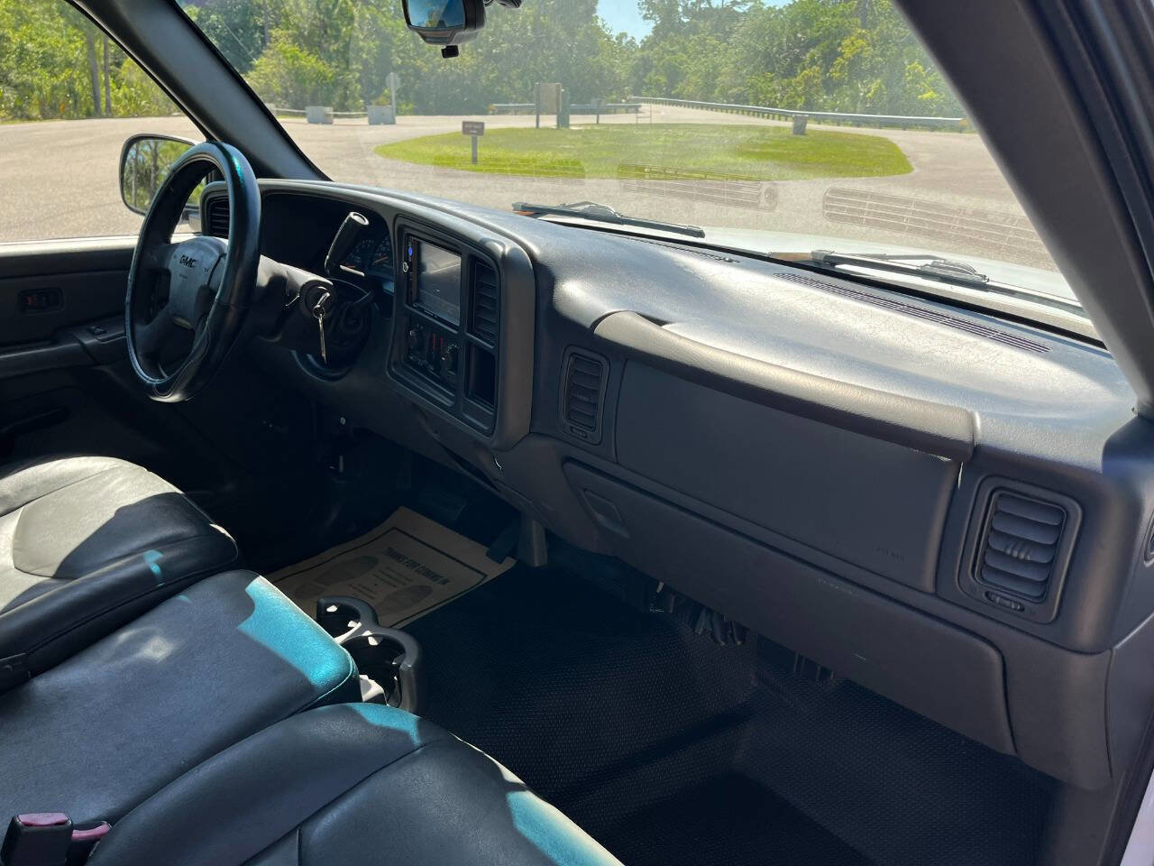 Used 2006 GMC Sierra 1500 W/T RWD image 18