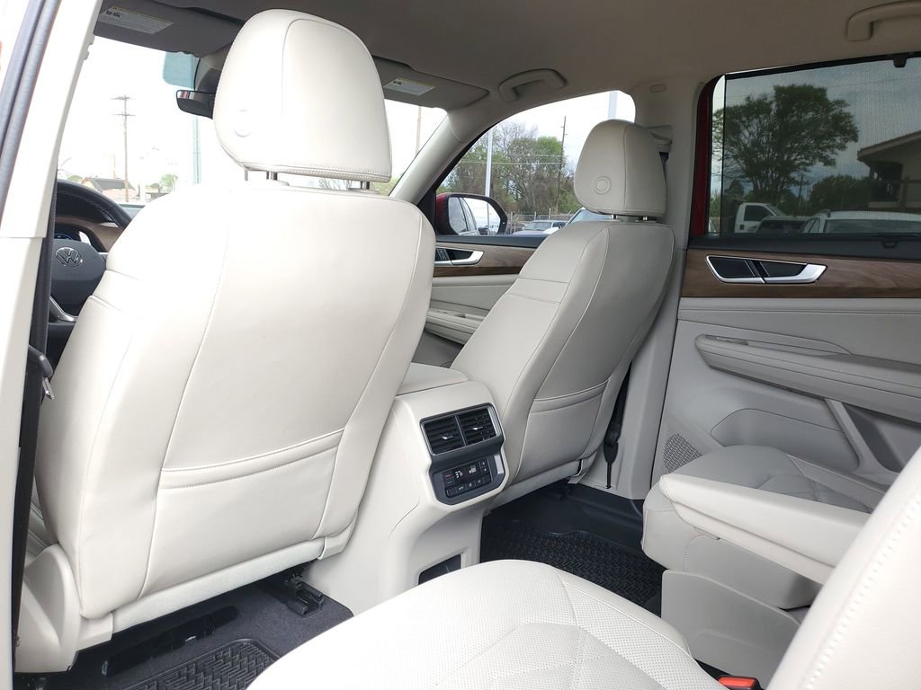 Used 2024 Volkswagen Atlas SE image 11