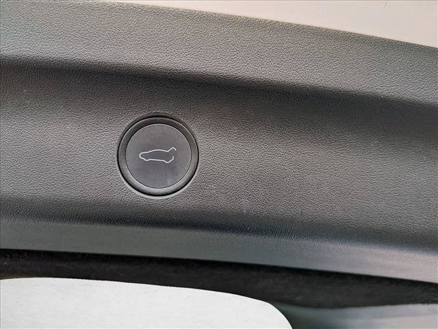 Used 2021 Tesla Model Y Performance AWD/4WD image 7
