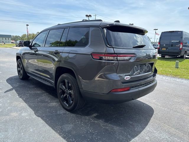 Used 2023 Jeep Grand Cherokee L Laredo AWD/4WD image 25