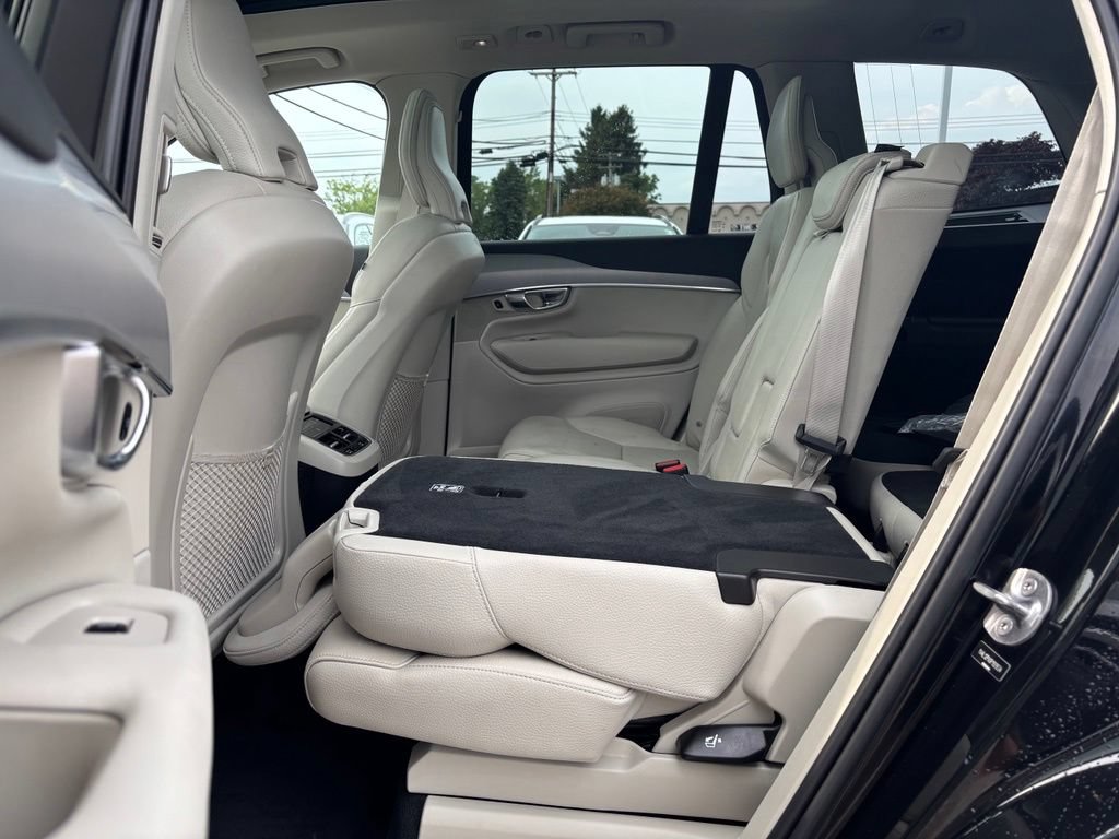 Used 2023 Volvo XC90 B5 Core w/ Protection Package Premier AWD/4WD image 21