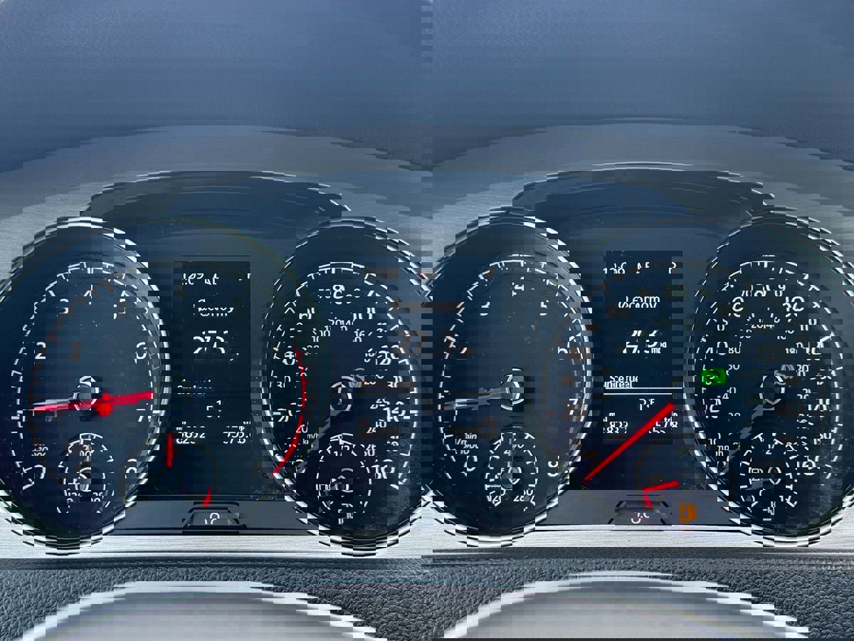 Used 2017 Volkswagen Golf S image 35