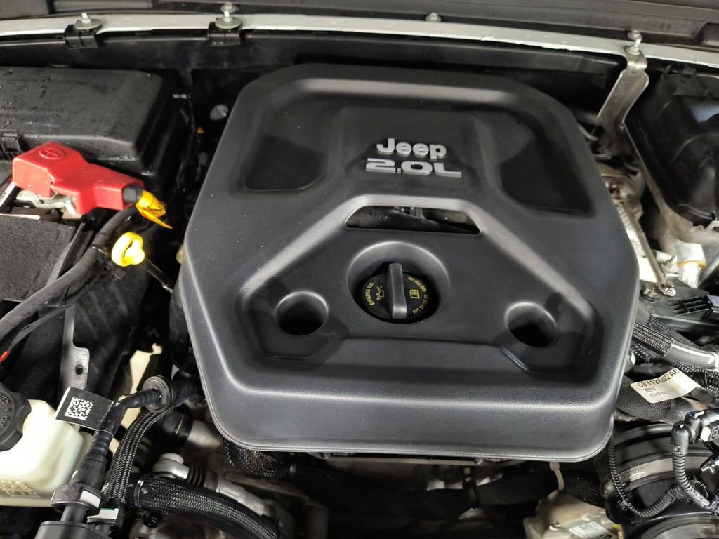Used 2022 Jeep Wrangler Unlimited Sahara w/ Cold Weather Group image 20