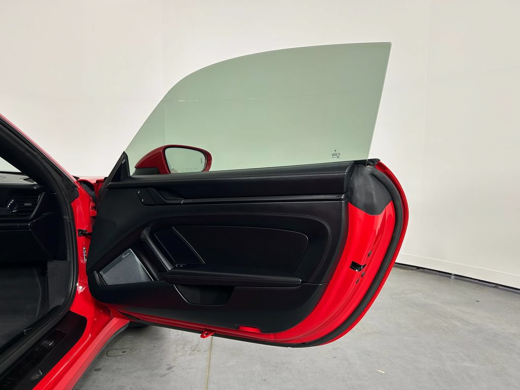 Certified 2023 Porsche 911 Targa 4 GTS AWD/4WD image 27