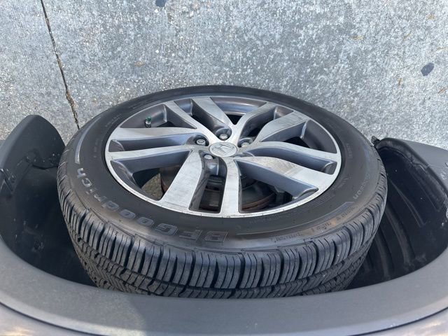 Used 2017 Honda Pilot Touring image 40