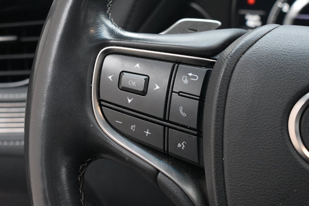 Used 2021 Lexus LS 500 AWD image 16