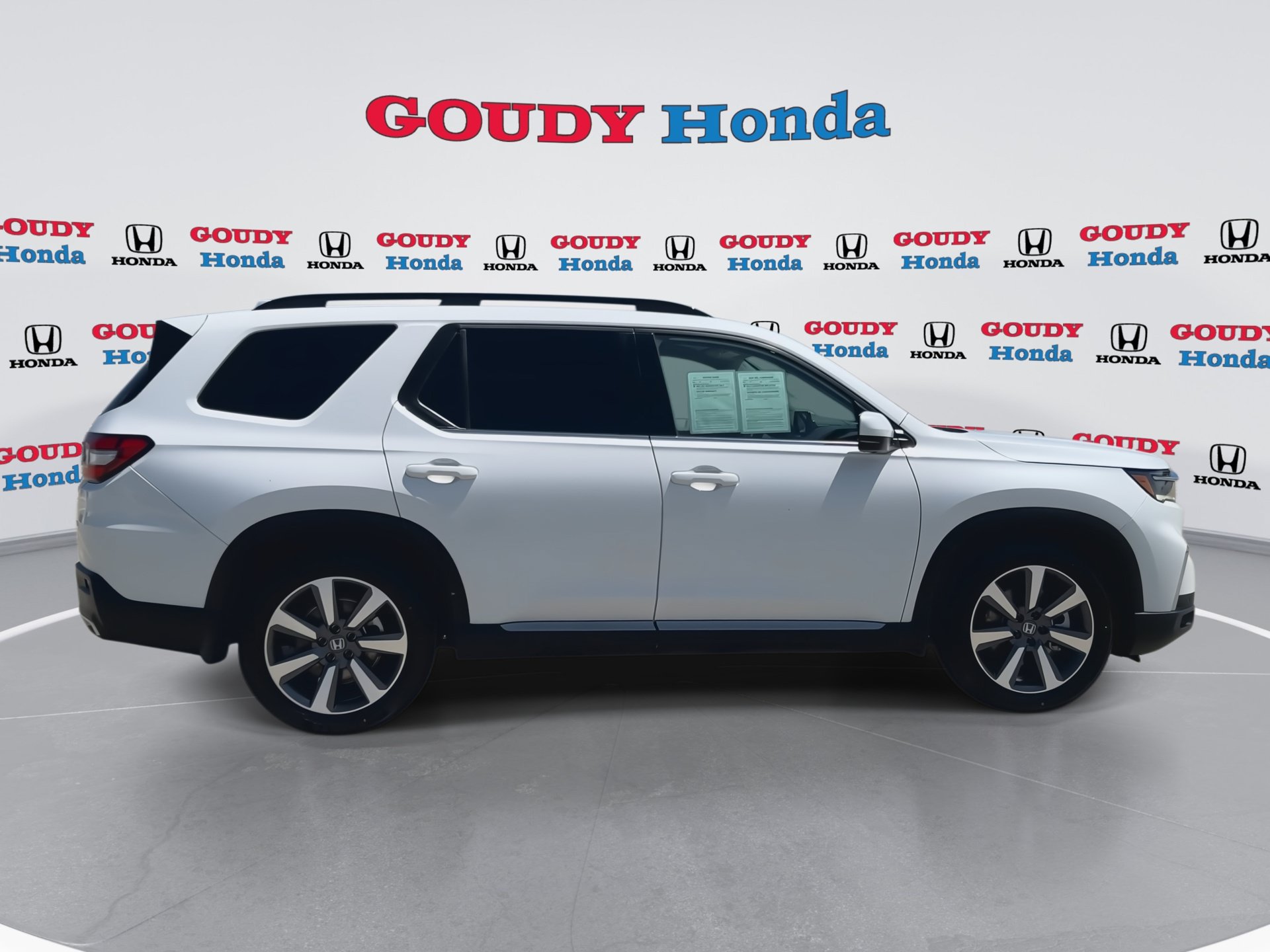 Certified 2023 Honda Pilot Elite image 9