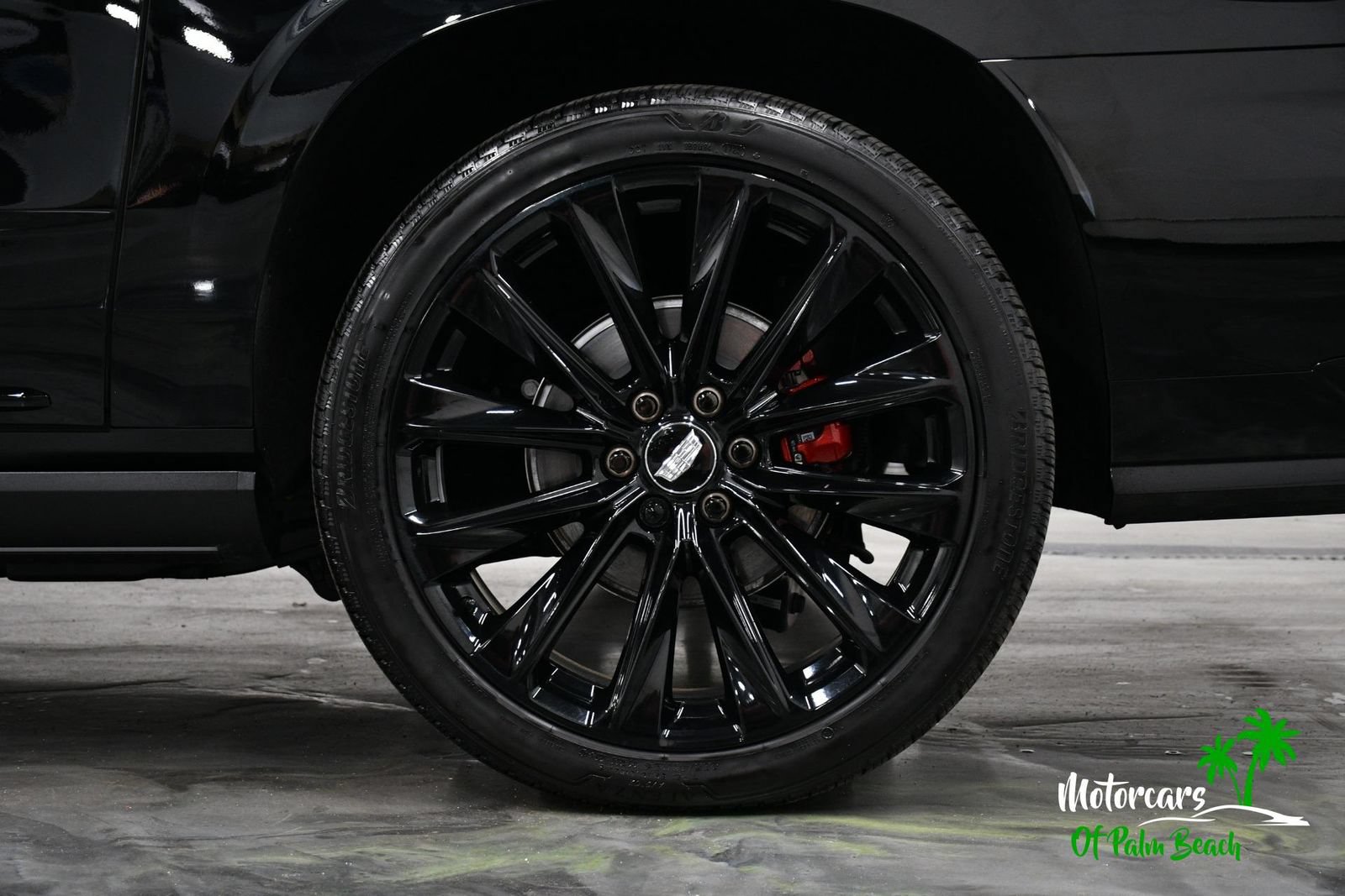 Used 2026 Cadillac Escalade ESV V w/ LPO, ONYX Package AWD/4WD image 9