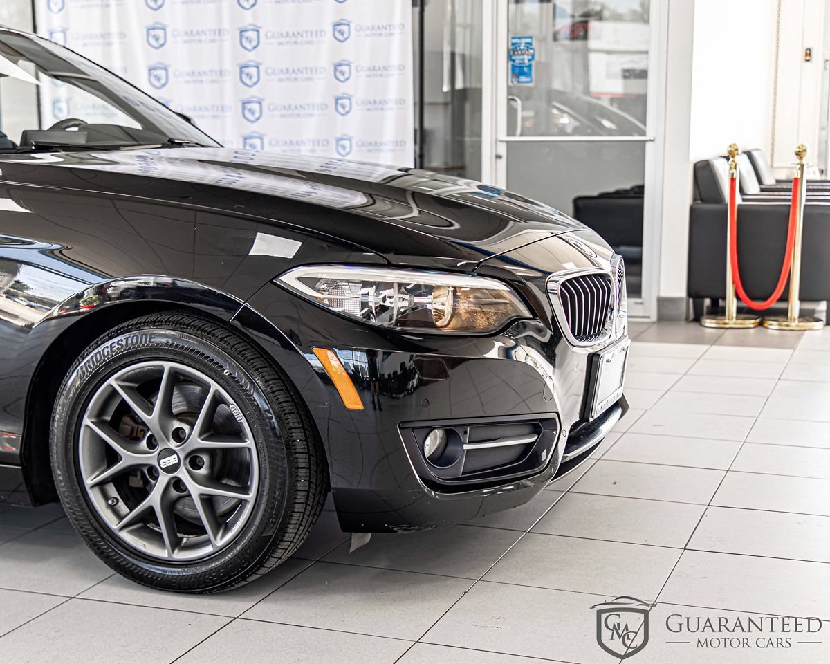 Used 2017 BMW 230i xDrive Convertible AWD/4WD image 4