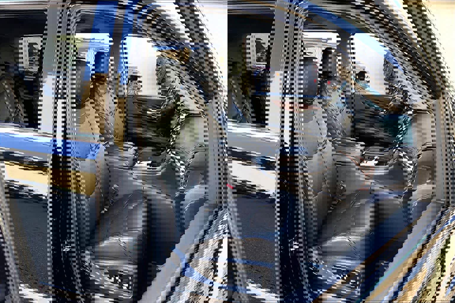 Used 2020 Cadillac Escalade Luxury image 10