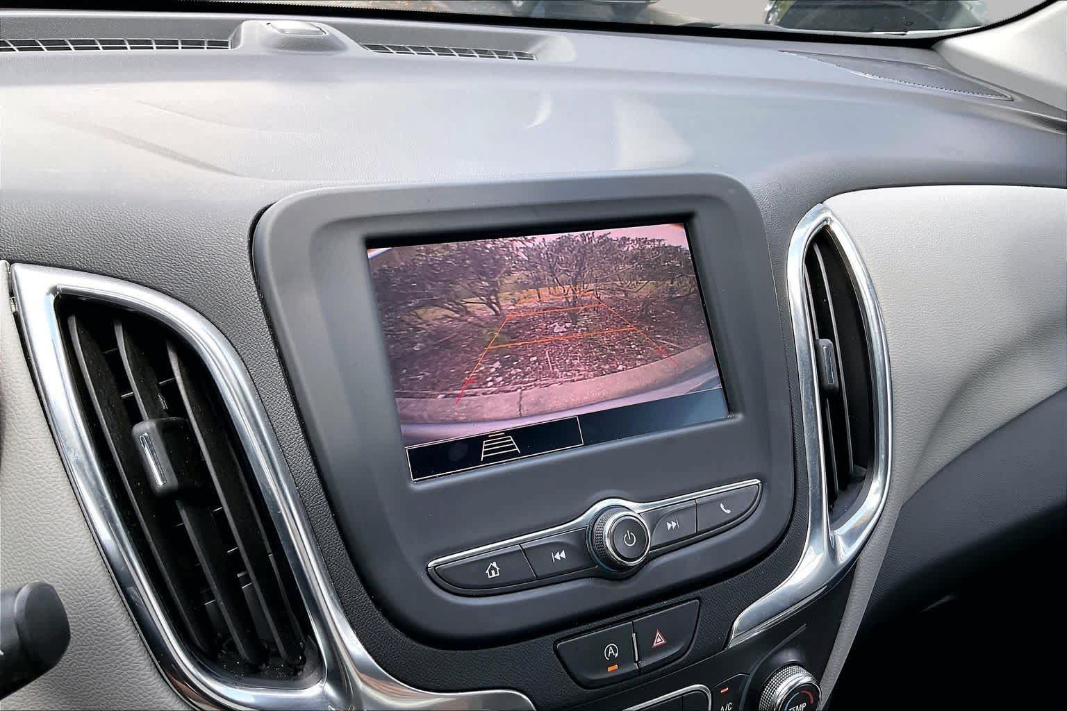 Used 2023 Chevrolet Equinox LS w/ LS Convenience Package FWD image 21