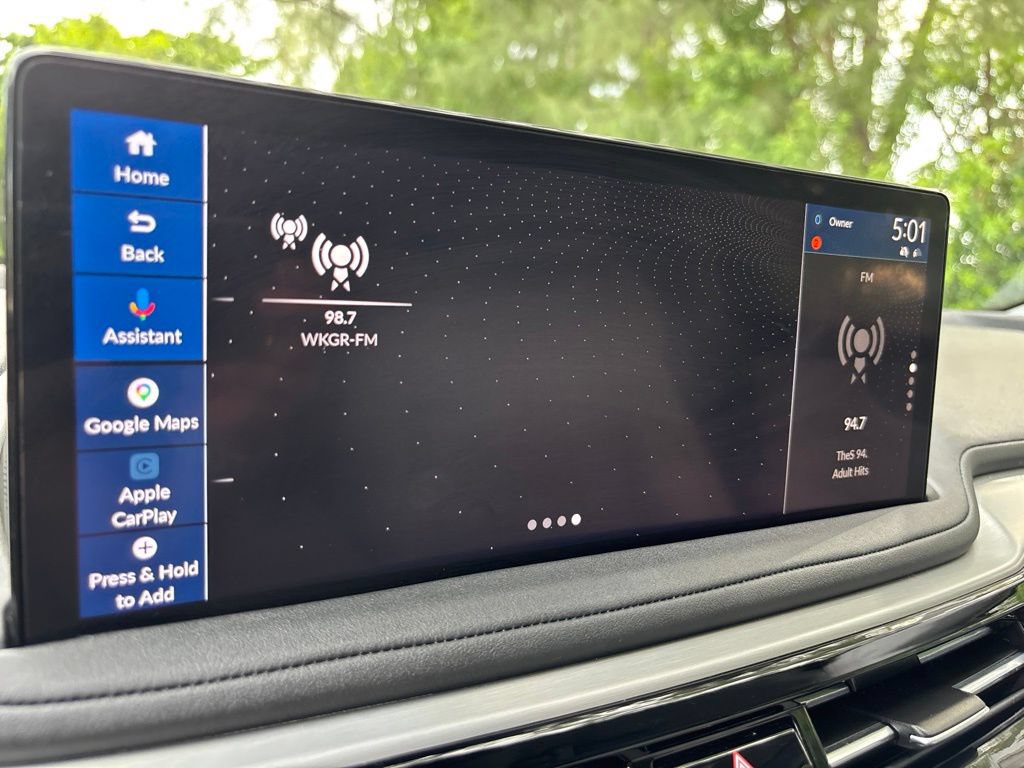 Used 2025 Acura MDX w/ Technology Package FWD image 35