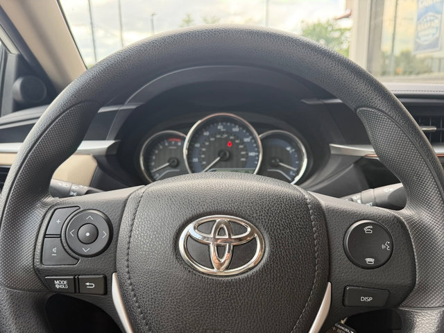 Used 2016 Toyota Corolla LE FWD image 16