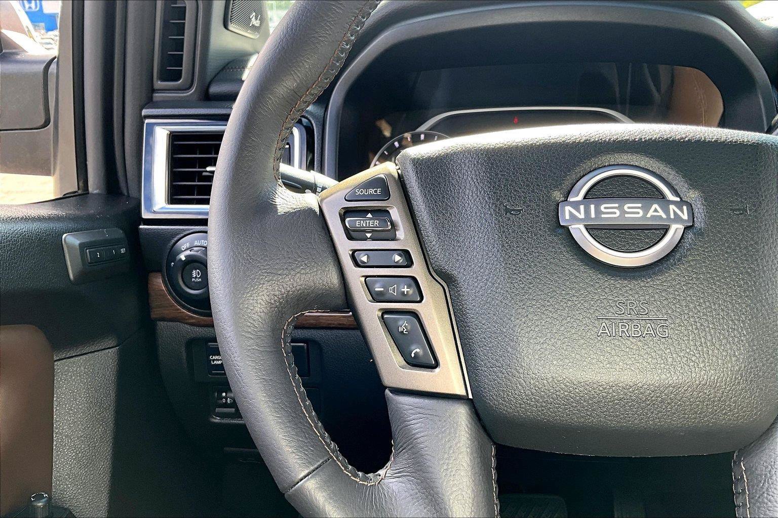 Used 2024 Nissan Titan Platinum Reserve w/ Moonroof Package AWD/4WD image 13