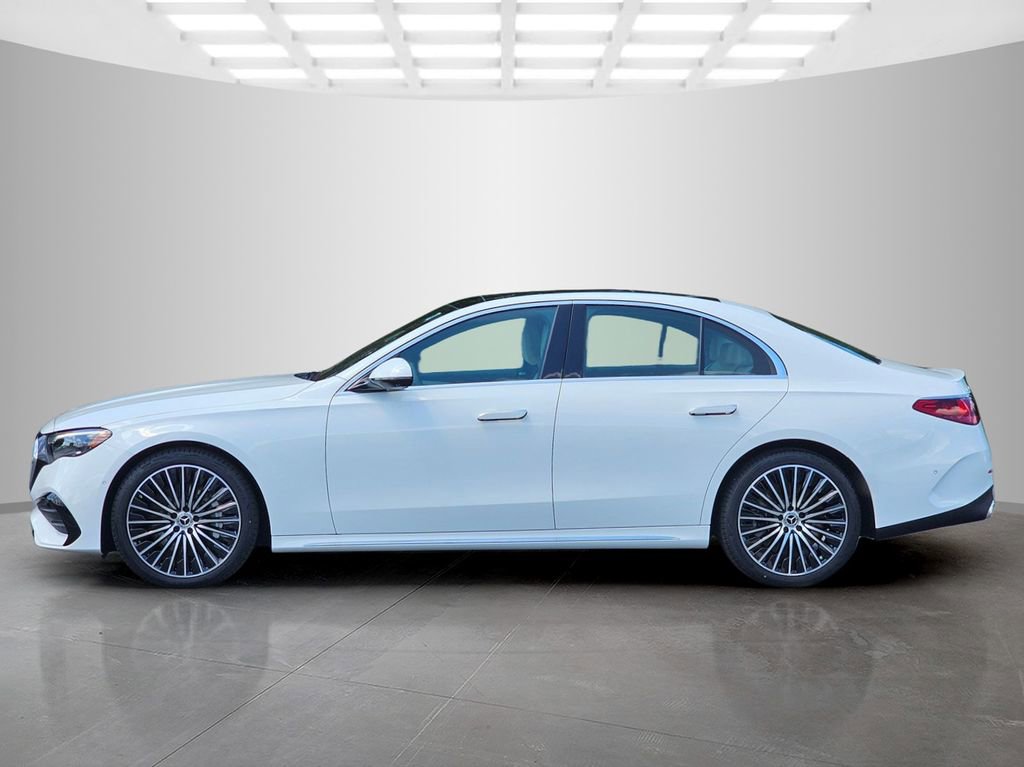 Used 2026 Mercedes-Benz E 450 4MATIC Sedan image 3