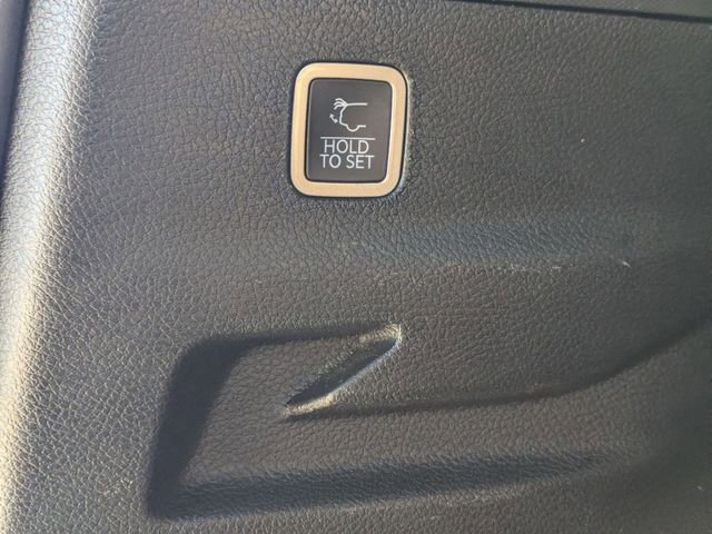 Used 2024 Jeep Wagoneer L Series III w/ Flexible Seating Group image 31