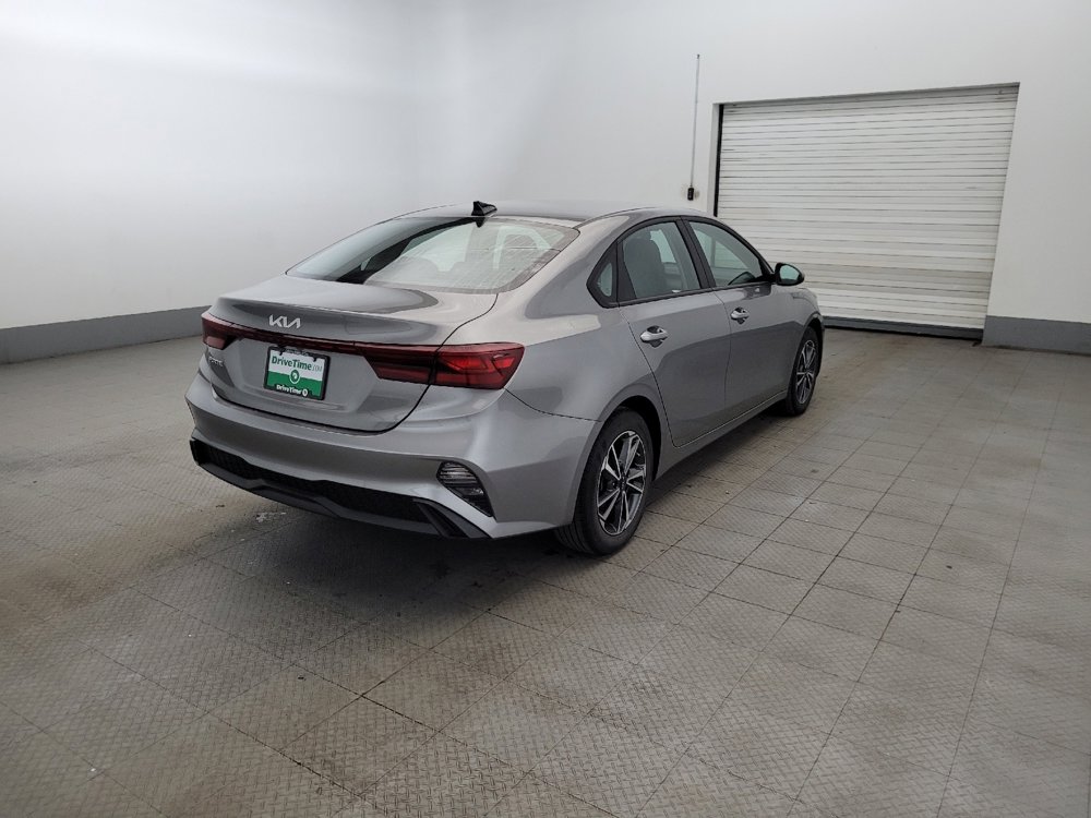 Used 2023 Kia Forte LXS FWD image 9