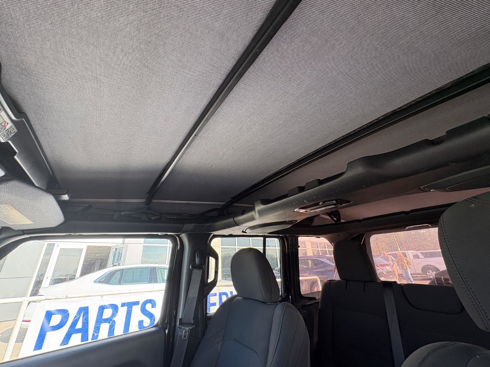 Used 2023 Jeep Wrangler Sport S image 39