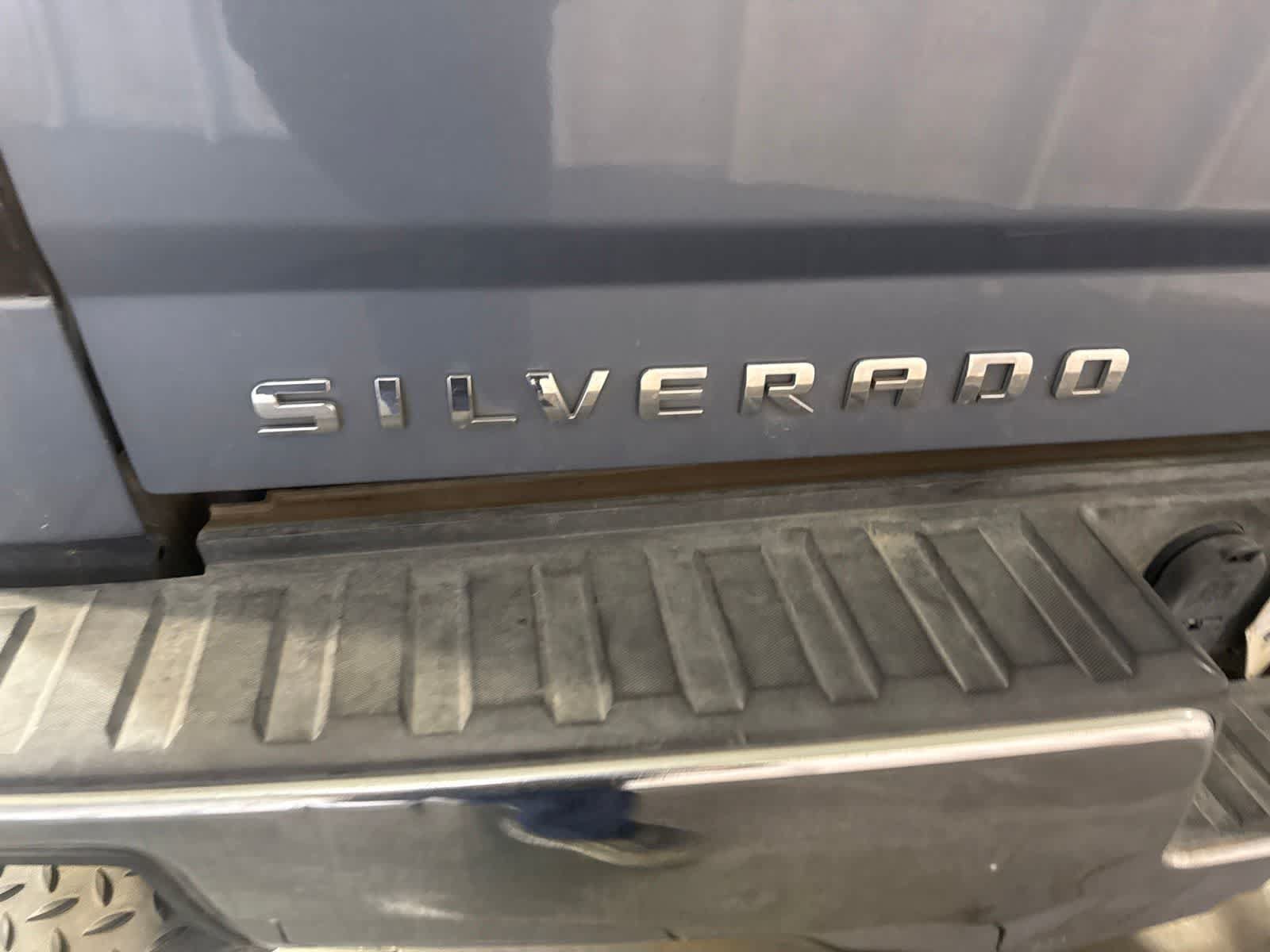 Used 2016 Chevrolet Silverado 1500 LT w/ All Star Edition RWD image 13